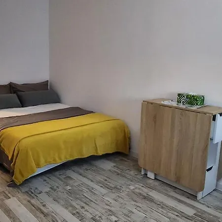 Guest Sani Apartman *